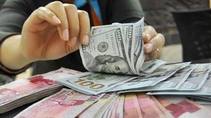 Rupiah Tembus Rp15.023 per Dolar AS Rupiah Tembus Rp15.023 per Dolar ASi