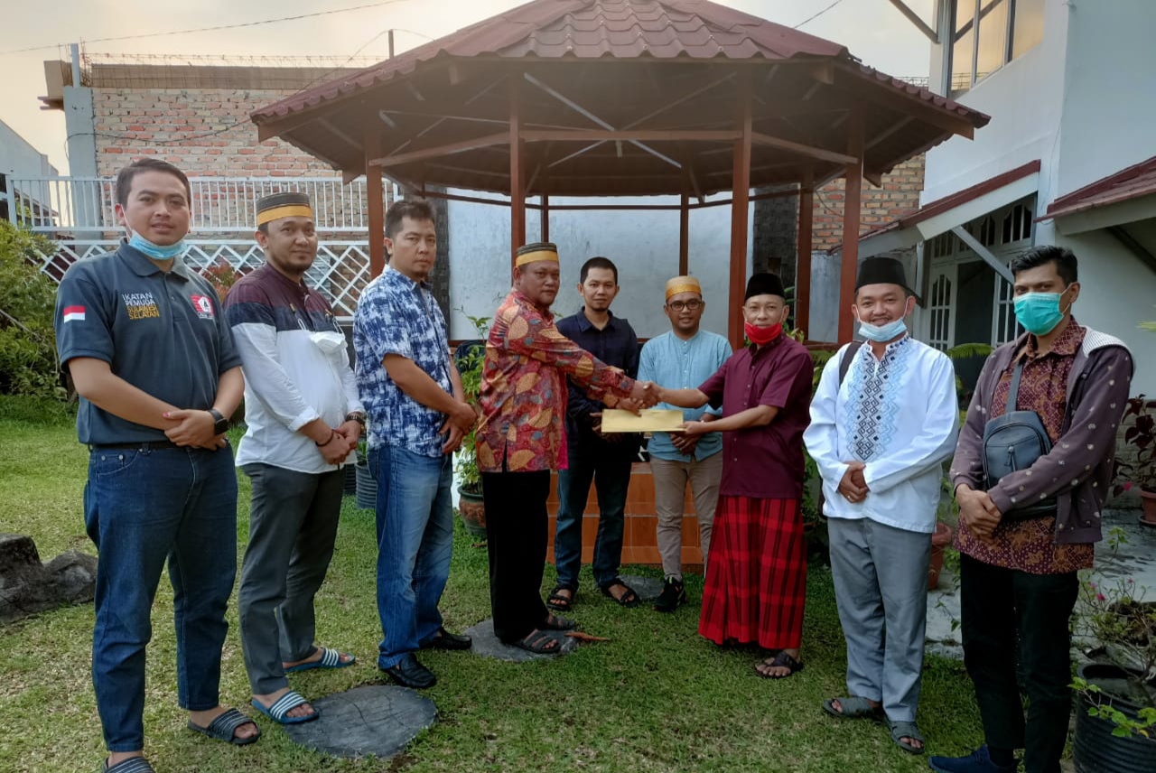 Ketua BPW KKSS Riau Mansyur HS Terima Kunjungan Pengurus IPSS Riau Ketua BPW KKSS Riau Mansyur HS Terima Kunjungan Pengurus IPSS Riaui