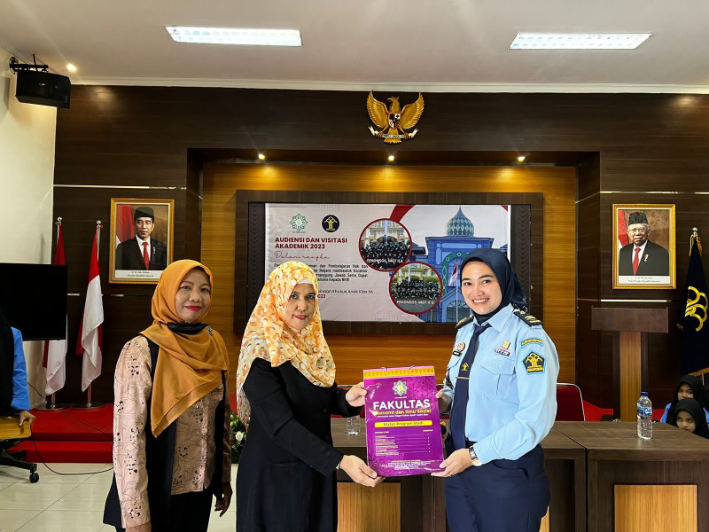 MAHASISWA FAKULTAS EKONOMI DAN ILMU SOSIAL UIN SUSKA RIAU MELAKUKAN KUNJUNGAN STUDI KE LEMBAGA PEMBINAAN KHUSUS ANAK PEKANBARU MAHASISWA FAKULTAS EKONOMI DAN ILMU SOSIAL UIN SUSKA RIAU MELAKUKAN KUNJUNGAN STUDI KE LEMBAGA PEMBINAAN KHUSUS ANAK PEKANBARUi
