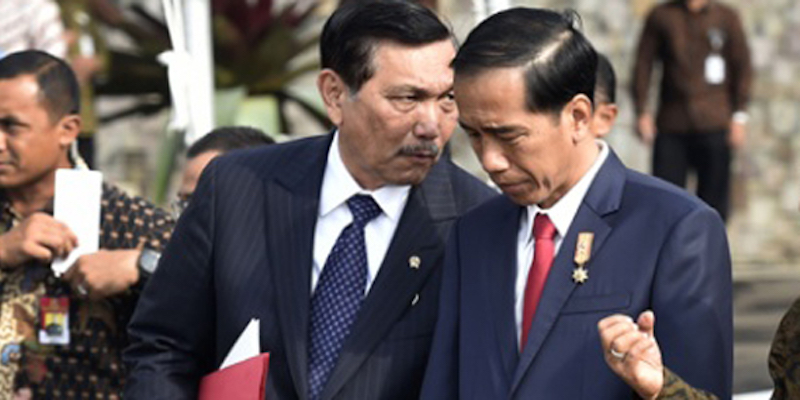 Jokowi Akan Dianggap Pro Pengpeng Jika Tidak Pecat Menteri yang Diduga Bisnis PCR Jokowi Akan Dianggap Pro Pengpeng Jika Tidak Pecat Menteri yang Diduga Bisnis PCRi