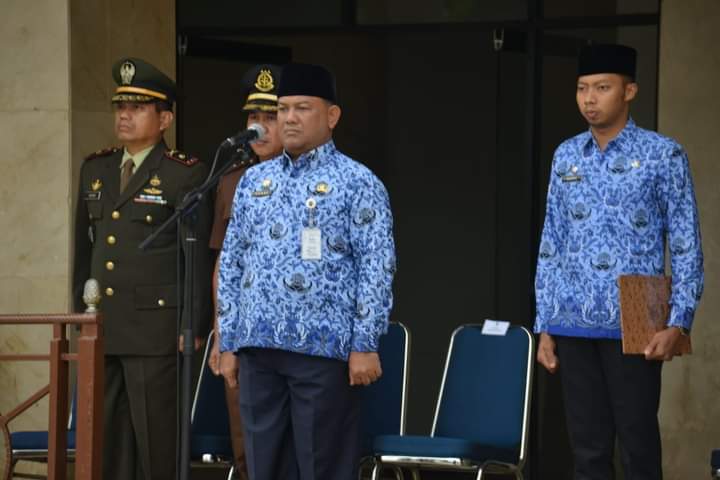 Aktivis Projo Minta Mendagri Non Aktifkan Yusri dari Sekda Kampar Aktivis Projo Minta Mendagri Non Aktifkan Yusri dari Sekda Kampari