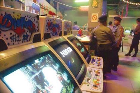 Pemko Pekanbaru Akan Cabut Izin E Zone Jika Terbukti Lakukan Praktek Perjudian Pemko Pekanbaru Akan Cabut Izin E Zone Jika Terbukti Lakukan Praktek Perjudiani