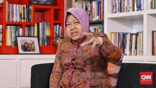 Gebrakan Risma: Siasati Bansos Via Transfer, Tak Lagi Tunai Gebrakan Risma: Siasati Bansos Via Transfer, Tak Lagi Tunaii