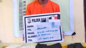 PIMRED MEDIA Gentaonline.com Mengapresiasi Kinerja Polres Kampar dan Team Polsek Siak Hulu. PIMRED MEDIA Gentaonline.com Mengapresiasi Kinerja Polres Kampar dan Team Polsek Siak Hulu.i