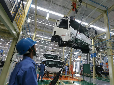 Isuzu: Sekarang Waktu yang Pas Bangun Pabrik Isuzu: Sekarang Waktu yang Pas Bangun Pabriki