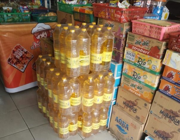 Minyakita Sudah Dijual di Pekanbaru, Harga Rp28 Ribu Perdualiter Minyakita Sudah Dijual di Pekanbaru, Harga Rp28 Ribu Perdualiteri