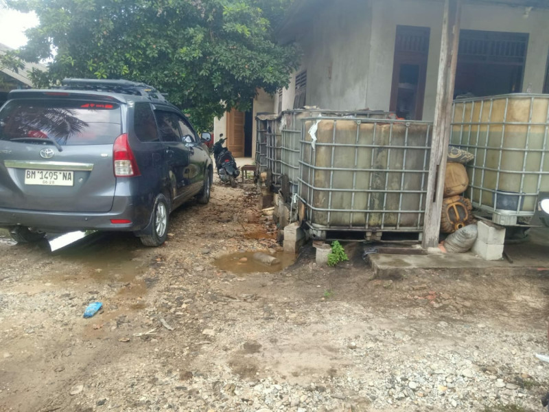 Diduga perusahaan kontraktor PT.MAM menggunakan BBM SUBSIDI ilegal untuk menjalankan proyek pekerjaan jalan pemerintahan kabupaten siak.i