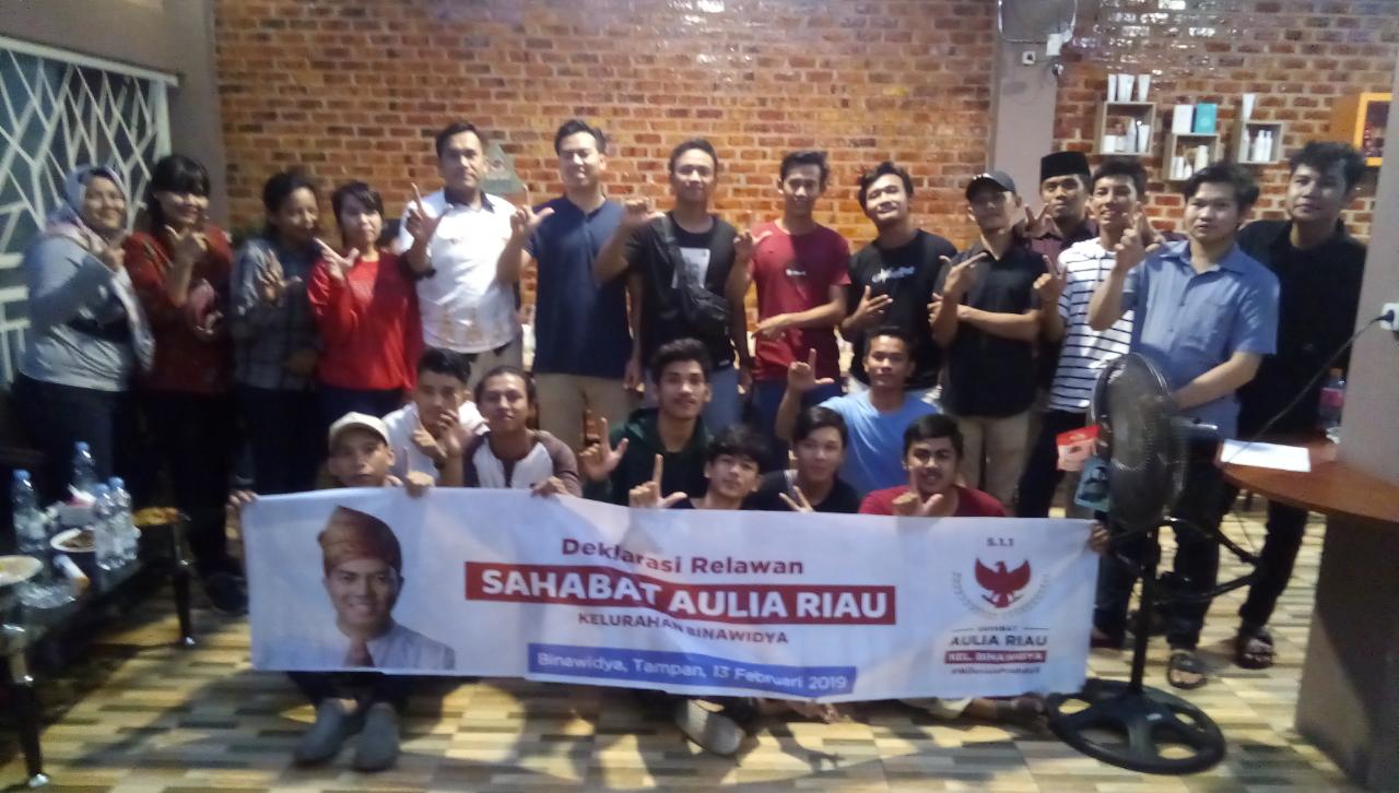Dukung Sosok Muda dan Energik, Puluhan Warga Binawidya Deklarasikan Sahabat Aulia Riau Dukung Sosok Muda dan Energik, Puluhan Warga Binawidya Deklarasikan Sahabat Aulia Riaui
