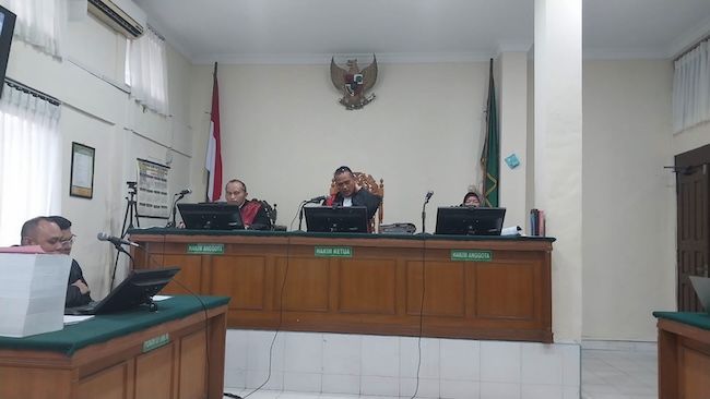 Sukarmis Dikabarkan Sakit Demam Sukarmis Dikabarkan Sakit Demami