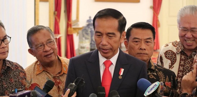 Tiga Nama Calon Pengganti Hakim MK Tiga Nama Calon Pengganti Hakim MKi