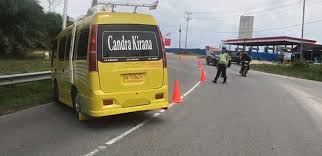 Dilarang Mudik Kendaraan Penumpang Dari Sumbar Disuruh Berbalik Arah Dilarang Mudik Kendaraan Penumpang Dari Sumbar Disuruh Berbalik Arahi