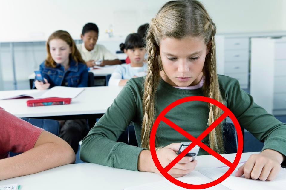 Larangan Bawa Smartphone bagi Siswa di Prancis Mulai Berlaku Bulan Depan Larangan Bawa Smartphone bagi Siswa di Prancis Mulai Berlaku Bulan Depani