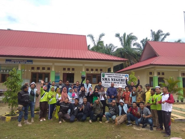 Kunjungi Sekolah di Pelosok Kampar, Kadisdik Riau Dibuat Heran Kunjungi Sekolah di Pelosok Kampar, Kadisdik Riau Dibuat Herani