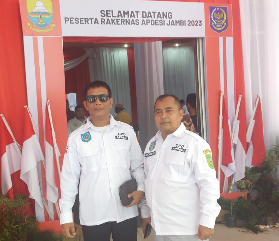 APDESI Riau Apresiasi Helat Pacu Sampan Piala Bupati Kampar di Desa Buluh Cina APDESI Riau Apresiasi Helat Pacu Sampan Piala Bupati Kampar di Desa Buluh Cinai