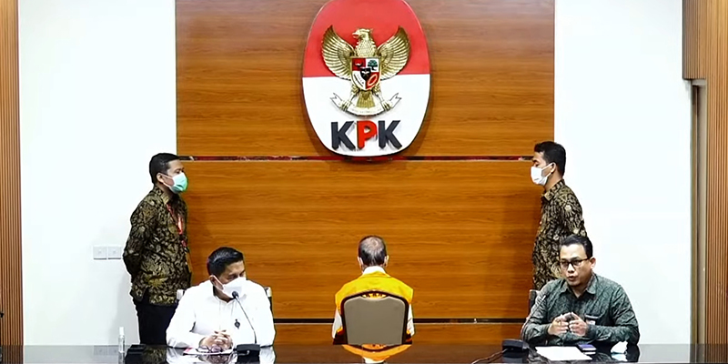 Ditahan KPK, Mantan Gubernur Riau Annas Maamun Diduga Suap Anggota DPRD Rp 900 Jutai