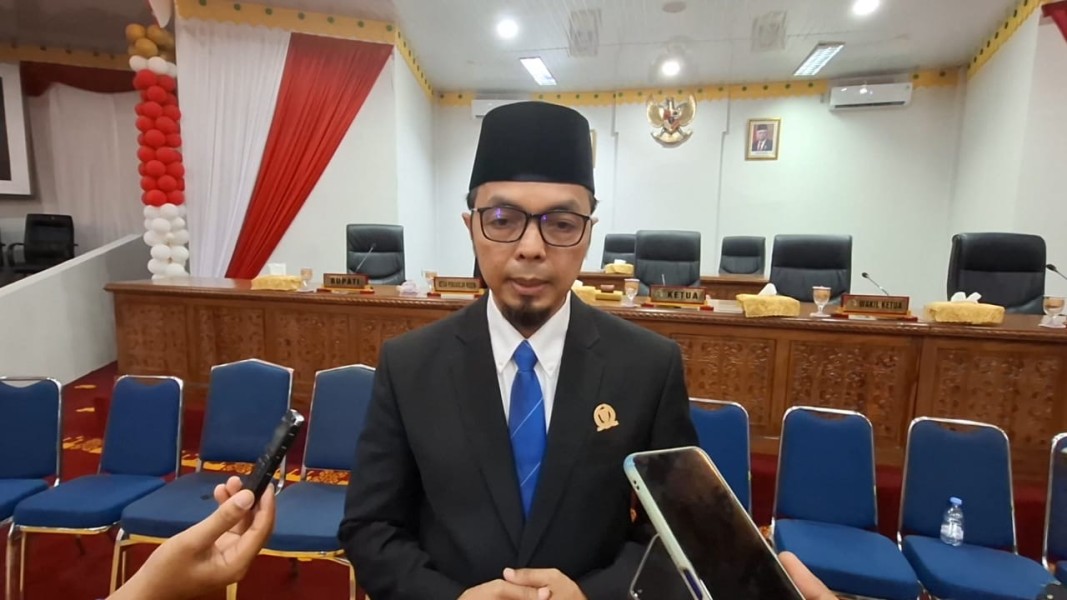 Wakil Ketua DPRD Kampar Emosi Ditanya Soal Irwan Saputra, Muncul Isu Dugaan Setoran ke Elite PANi