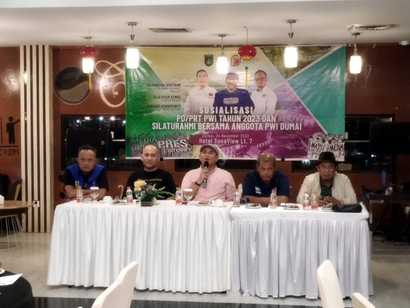 Sosialisasi PD, PRT, KEJ, dan KPW di Dumai, Zulmansyah : Anggota PWI wajib Kompeten Sosialisasi PD, PRT, KEJ, dan KPW di Dumai, Zulmansyah : Anggota PWI wajib Kompeteni