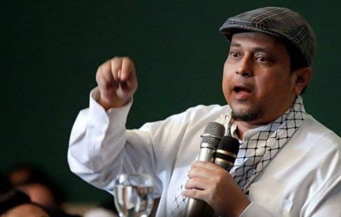 Haikal Hasan Dilapor Polisi Lagi, Kali Ini Soal Unggahan Ibadah Haji Haikal Hasan Dilapor Polisi Lagi, Kali Ini Soal Unggahan Ibadah Hajii