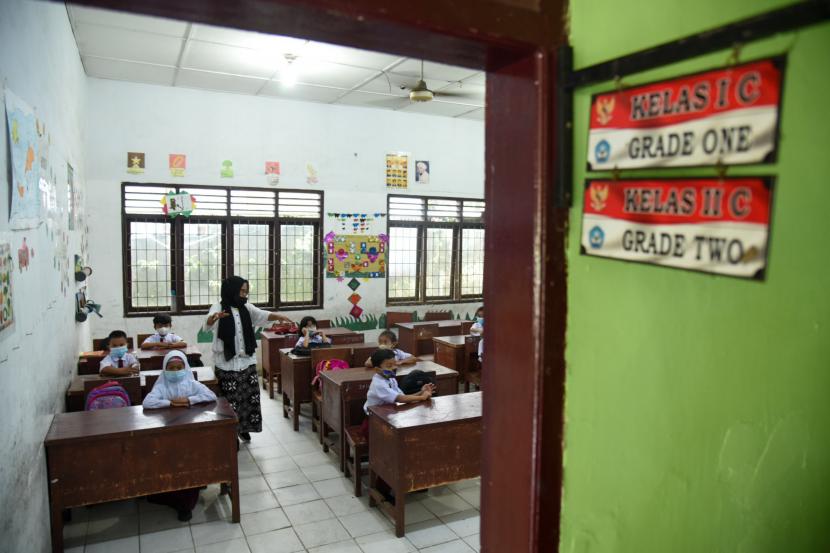 Satgas: Jangan Liburkan Sekolah di Periode Libur Nataru Satgas: Jangan Liburkan Sekolah di Periode Libur Natarui