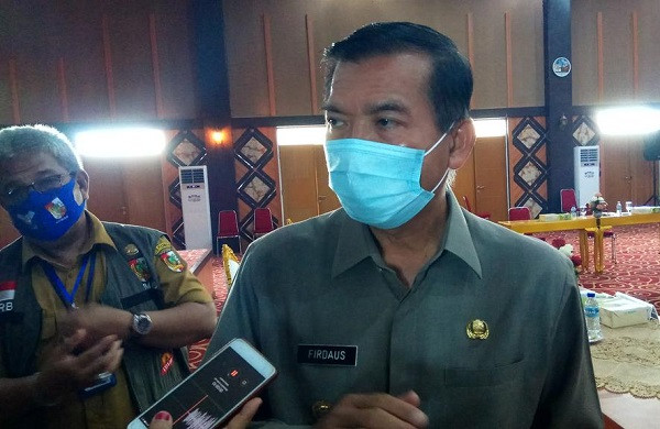 Firdaus Tegaskan Tidak Mentoleransi ASN Yang Suka Bolos Kerja Firdaus Tegaskan Tidak Mentoleransi ASN Yang Suka Bolos Kerjai