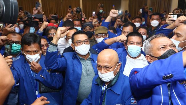 Cerita Kader Demokrat Dirayu Pro KLB: Istana di Belakang Kita Cerita Kader Demokrat Dirayu Pro KLB: Istana di Belakang Kitai