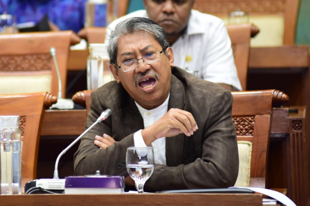 Mendag Baru Diharapkan Dapat Turunkan Harga Migor dan Jangan Ikut-ikutan Tebar Janji Mendag Baru Diharapkan Dapat Turunkan Harga Migor dan Jangan Ikut-ikutan Tebar Janjii