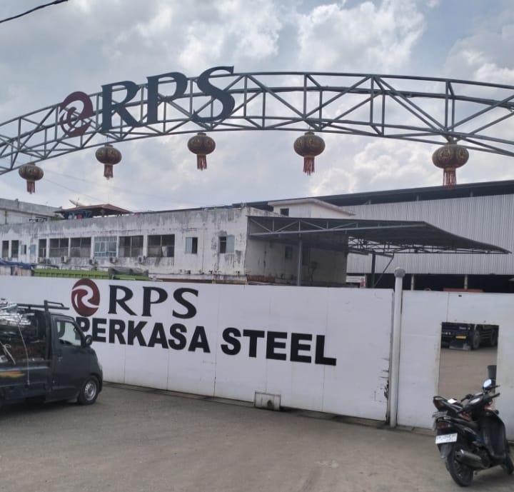 Mohon Pak PJ Bupati Kampar, Segera Turunkan Tim Investigasi ke PT RPS, Dua Luka Berat Akibat Tungku Peleburan Besi Bocor. Disnakertrans Kabupaten Kampar Siapa Diganti Bila Terbukti Terima UPETI.