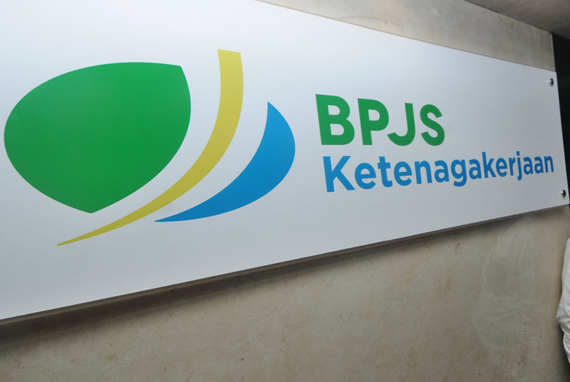 Kejagung Periksa Deputi Direktur Penyertaan BPJS Ketenagakerjaan Kejagung Periksa Deputi Direktur Penyertaan BPJS Ketenagakerjaani