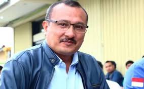 Ferdinand Sindir Anies Soal Banjir Surut Seizin Allah