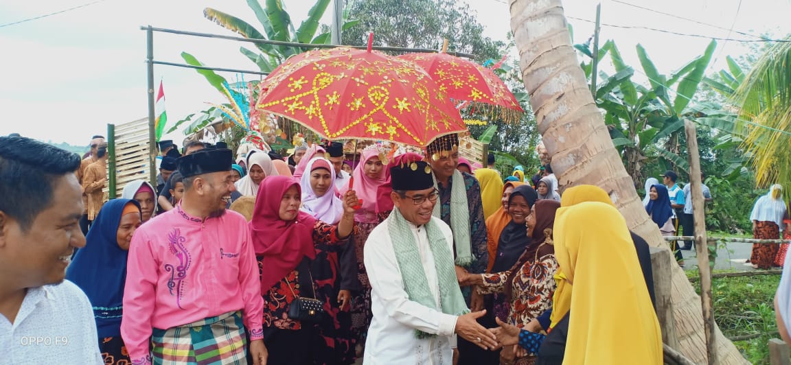 Bupati Kuansing Hadiri Doa Padang Kenegerian Koto Rajo Kecamatan KHS Bupati Kuansing Hadiri Doa Padang Kenegerian Koto Rajo Kecamatan KHSi