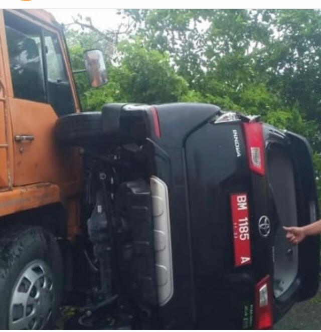 Tidak Ada Korban Jiwa dan Kendaraan Tertimpa Longsor Kampar Tidak Ada Korban Jiwa dan Kendaraan Tertimpa Longsor Kampari