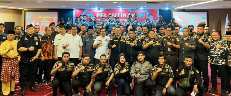Dilantik Ketum DPP, Nirwanto Anak Jati Tambusai Sah Menjabat Ketua PEKAT IB Riau Dilantik Ketum DPP, Nirwanto Anak Jati Tambusai Sah Menjabat Ketua PEKAT IB Riaui