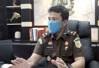 Kejari Agendakan Pemeriksaan Mantan Camat Tenayan Raya Abdimas Kejari Agendakan Pemeriksaan Mantan Camat Tenayan Raya Abdimasi