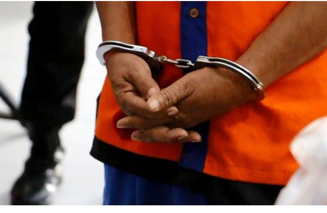 Pelaku Judi Togel di Tangkap Polisi, Apa Benar ??? Pelaku Judi Togel di Tangkap Polisi, Apa Benar ???i