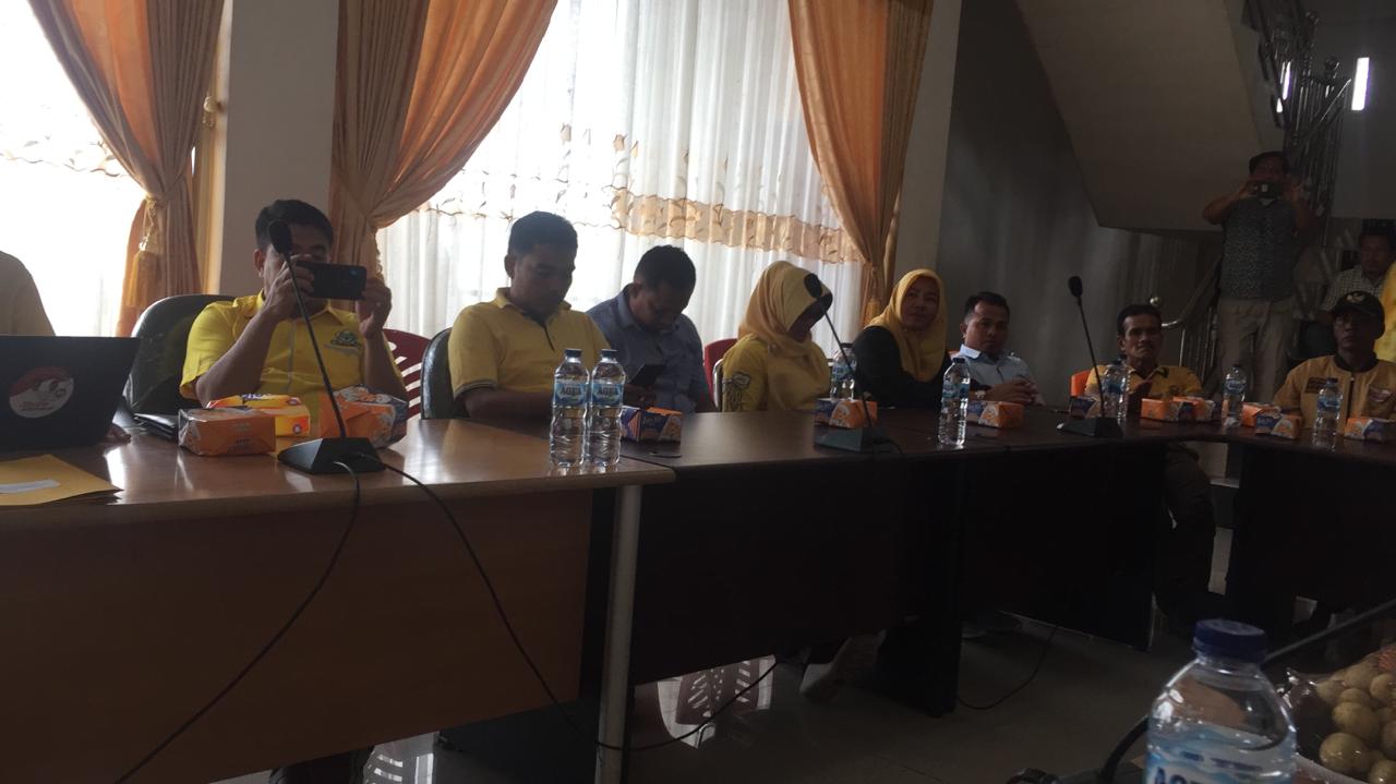 Pilkada Kuansing, Pasangan ASA Resmi Mendaftar ke Partai Golkar Pilkada Kuansing, Pasangan ASA Resmi Mendaftar ke Partai Golkari