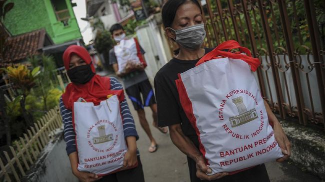 Korupsi Dana Bansos Mengalir Sampai Jauh Korupsi Dana Bansos Mengalir Sampai Jauhi