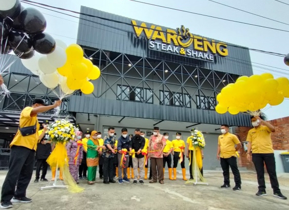 Yuk Intip Cabang Ke-5 Waroeng Steak & Shake Pekanbaru, Area Lebih Nyaman Lengkap Dengan Kids Corner