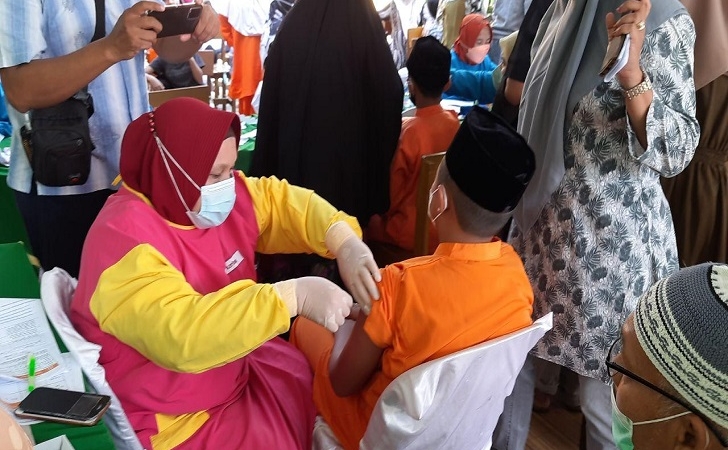 Disdik Kota Pekanbaru Tetap Wajibkan Vaksin Bagi Pelajar Yang Ingin PTM Disdik Kota Pekanbaru Tetap Wajibkan Vaksin Bagi Pelajar Yang Ingin PTMi