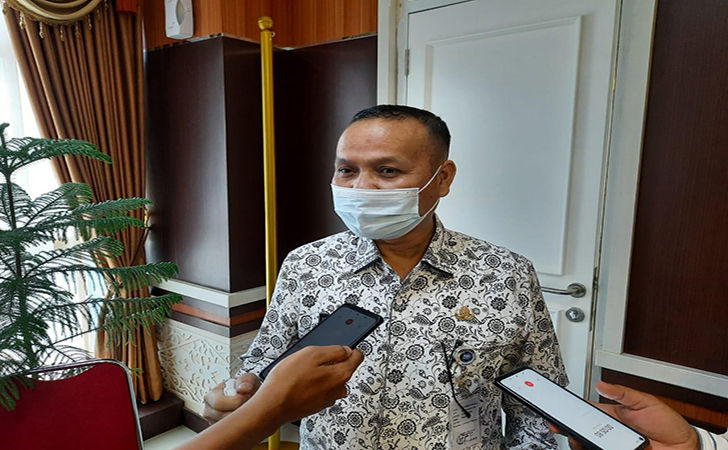 Kadisdik Minta Orang Tua Siswa Laporkan Sekolah yang Langgar Prokes Kadisdik Minta Orang Tua Siswa Laporkan Sekolah yang Langgar Prokesi