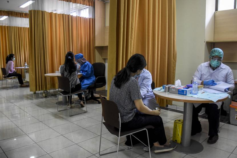 Anggota Dewan Minta RS Menahan Diri Buka Pendaftaran Vaksin Anggota Dewan Minta RS Menahan Diri Buka Pendaftaran Vaksini