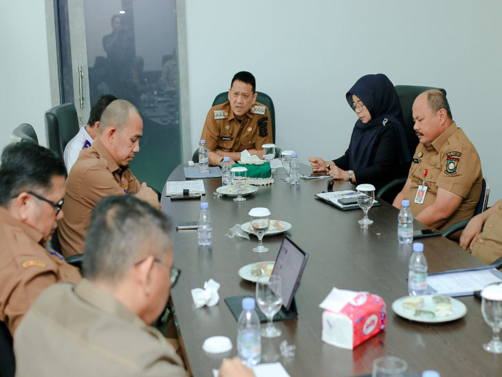 Pasca Tragedi Maut Warga Siabu dengan PT. Ciliandra, Pj Bupati Kampar Pimpin Rapat dan Minta Laporan Dinas Terkait. Pasca Tragedi Maut Warga Siabu dengan PT. Ciliandra, Pj Bupati Kampar Pimpin Rapat dan Minta Laporan Dinas Terkait.i