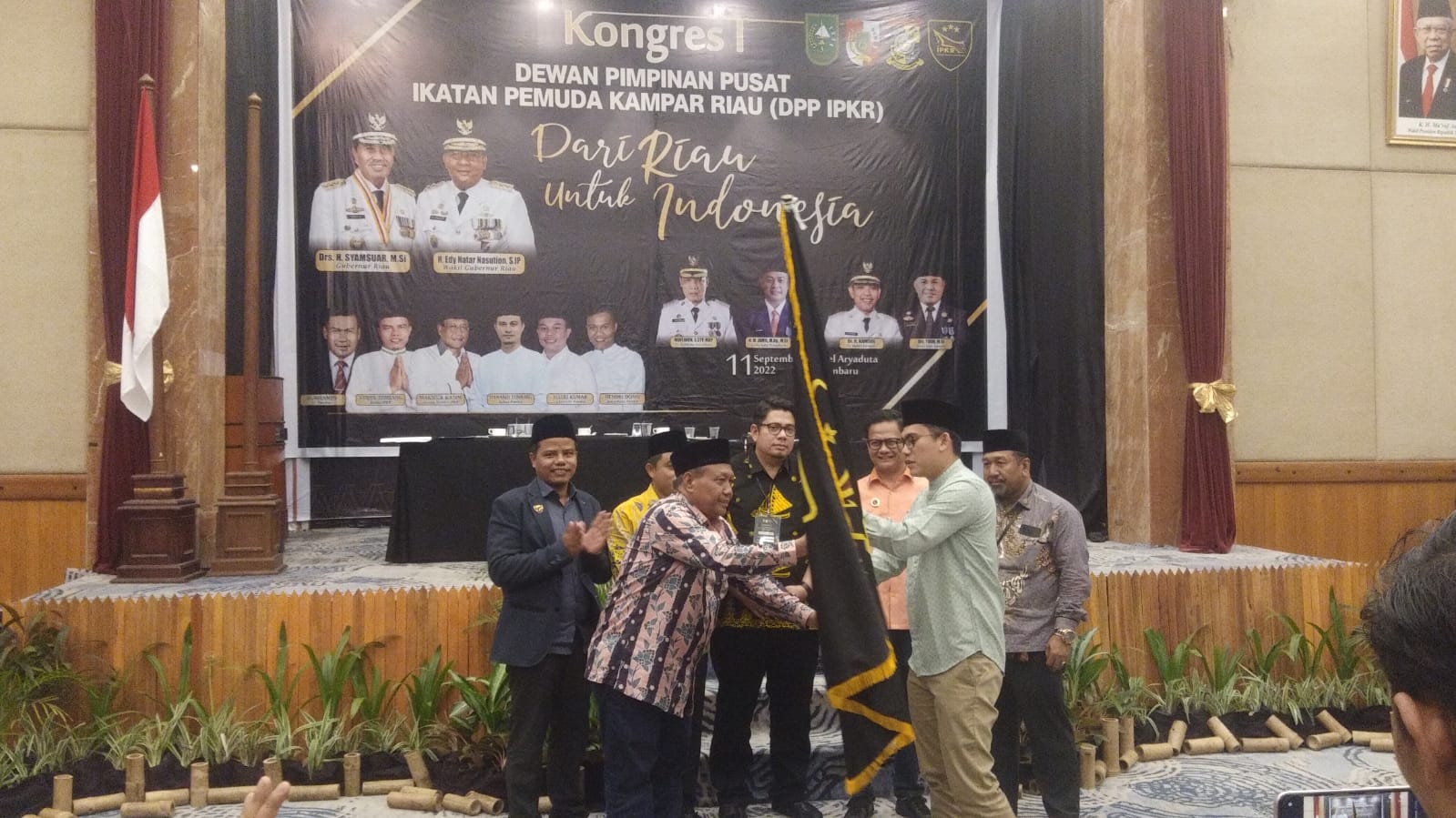 Edwin Pratama Terpilih Sebagai Ketua IPKR Periode 2022 - 2027 Edwin Pratama Terpilih Sebagai Ketua IPKR Periode 2022 - 2027 i