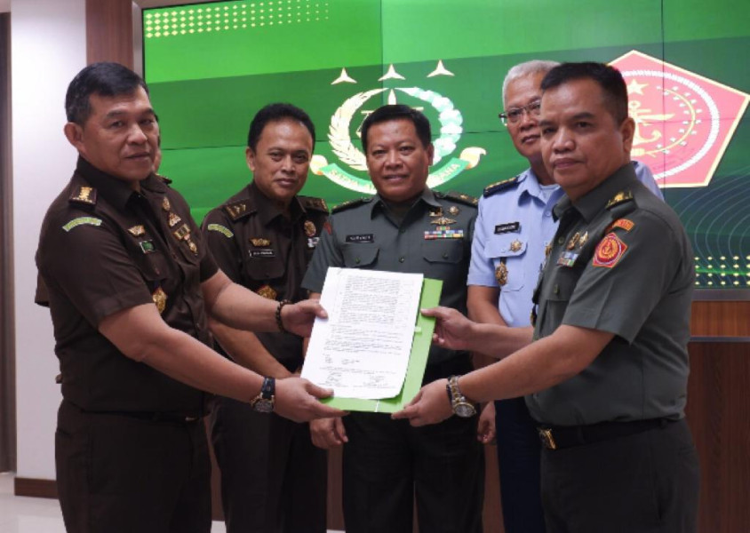 Penyerahan Aset dan Barang Titipan dalam Perkara Korupsi Dana TWP AD Berkas 1 dan Berkas 2 Untuk Rencana Eksekusi Penyerahan Aset dan Barang Titipan dalam Perkara Korupsi Dana TWP AD Berkas 1 dan Berkas 2 Untuk Rencana Eksekusii