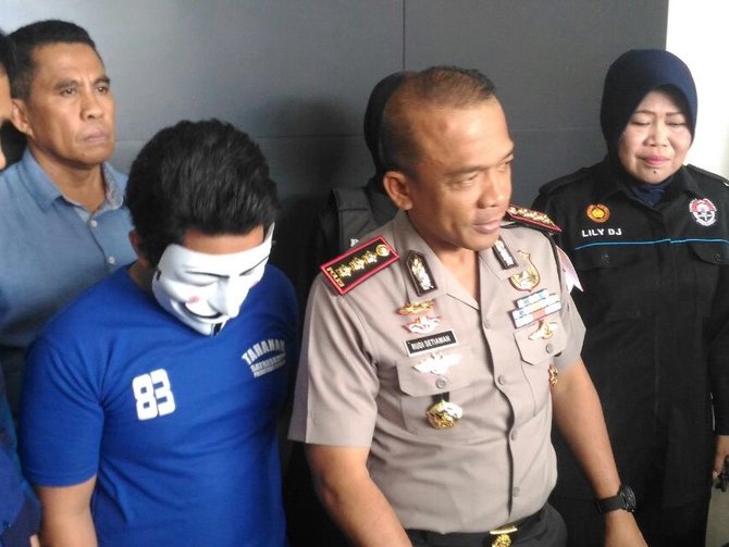 Tim Polrestabes Surabaya Ciduk Oknum Perawat Pelaku Pelecehan Pasiennya di Hotel Tim Polrestabes Surabaya Ciduk Oknum Perawat Pelaku Pelecehan Pasiennya di Hoteli