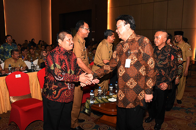 Mendagri Buka Rakornas Camat se-Indonesia Wilayah Barat di Pekanbaru