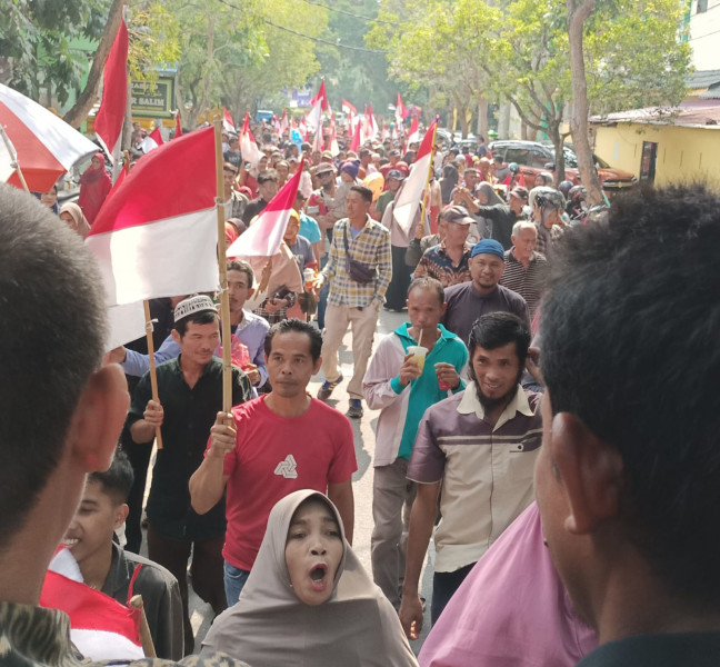Masa Aksi Gerlamata Lakukan Unjuk Rasa Di Kantor DLHK Dan Kanwil BPN Provinsi Riau Masa Aksi Gerlamata Lakukan Unjuk Rasa Di Kantor DLHK Dan Kanwil BPN Provinsi Riaui