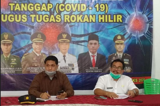 Bupati Rohil Suyatno Sampaikan Update Covid-19 Bupati Rohil Suyatno Sampaikan Update Covid-19i