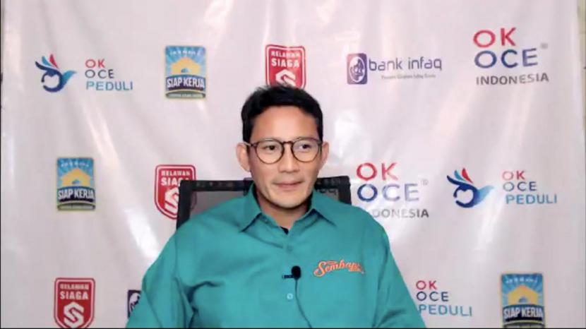 Sandiaga Uno Beri Bantuan Tunai untuk Bangkitkan UKM Sandiaga Uno Beri Bantuan Tunai untuk Bangkitkan UKMi
