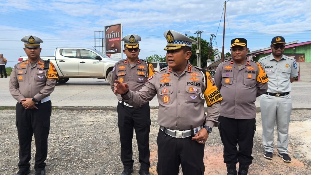 Hari Ketiga Usai Lebaran, Dirlantas Polda Riau dan Instansi Terkait Pantau Arus Balik di Jalinsum dan Tol Pekanbaru-Dumaii