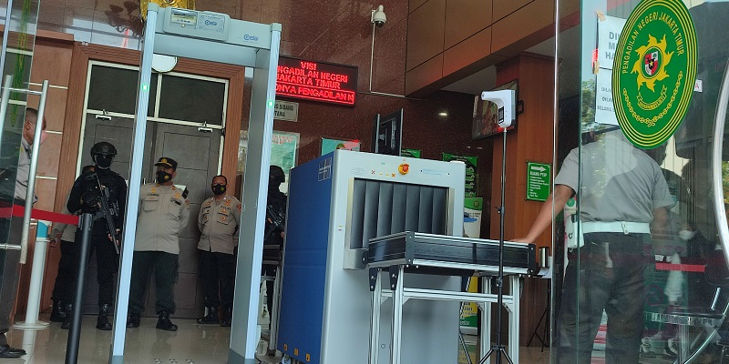 Divonis 3 Tahun Penjara, Hakim Beberkan Kegiatan Terorisme yang Disembunyikan Munarman Divonis 3 Tahun Penjara, Hakim Beberkan Kegiatan Terorisme yang Disembunyikan Munarmani